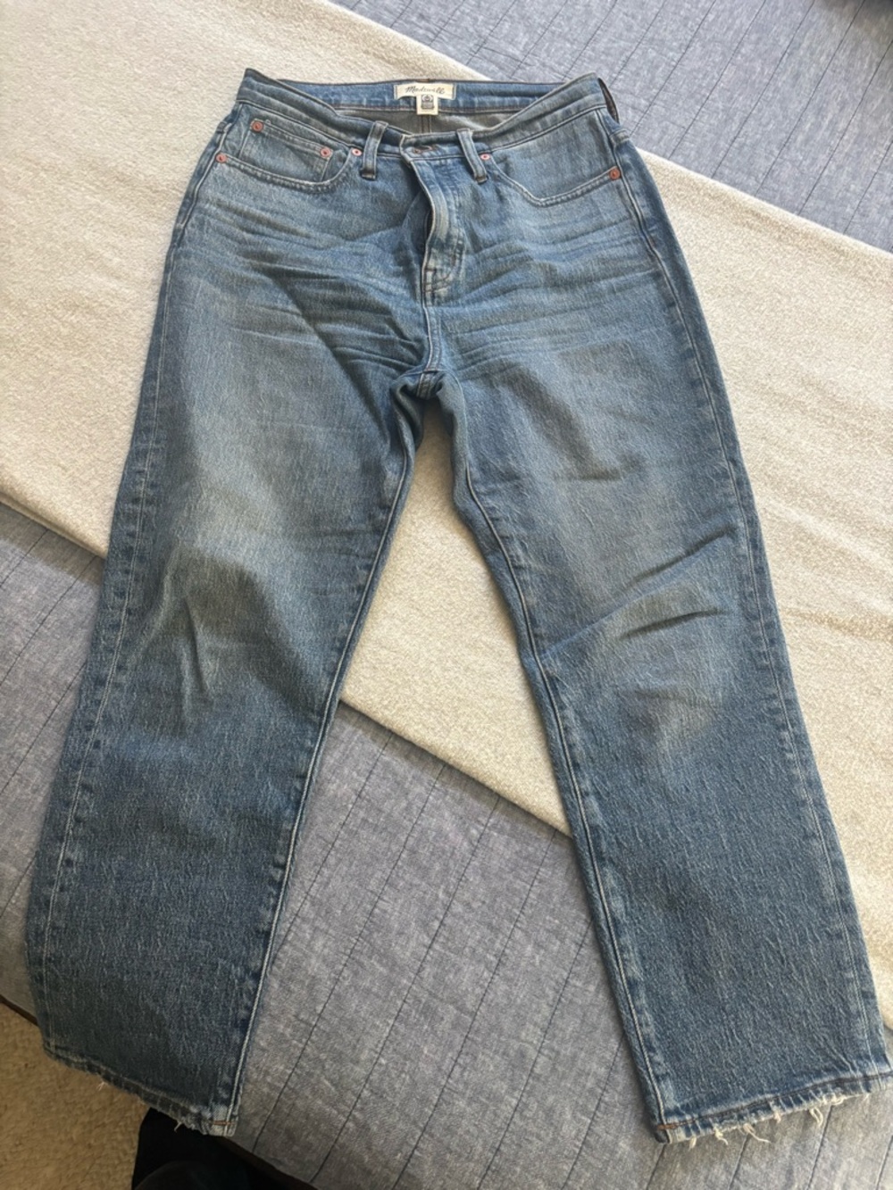 Madewell Women's Classic Straight Crop Leg Jeans in Faded Blue